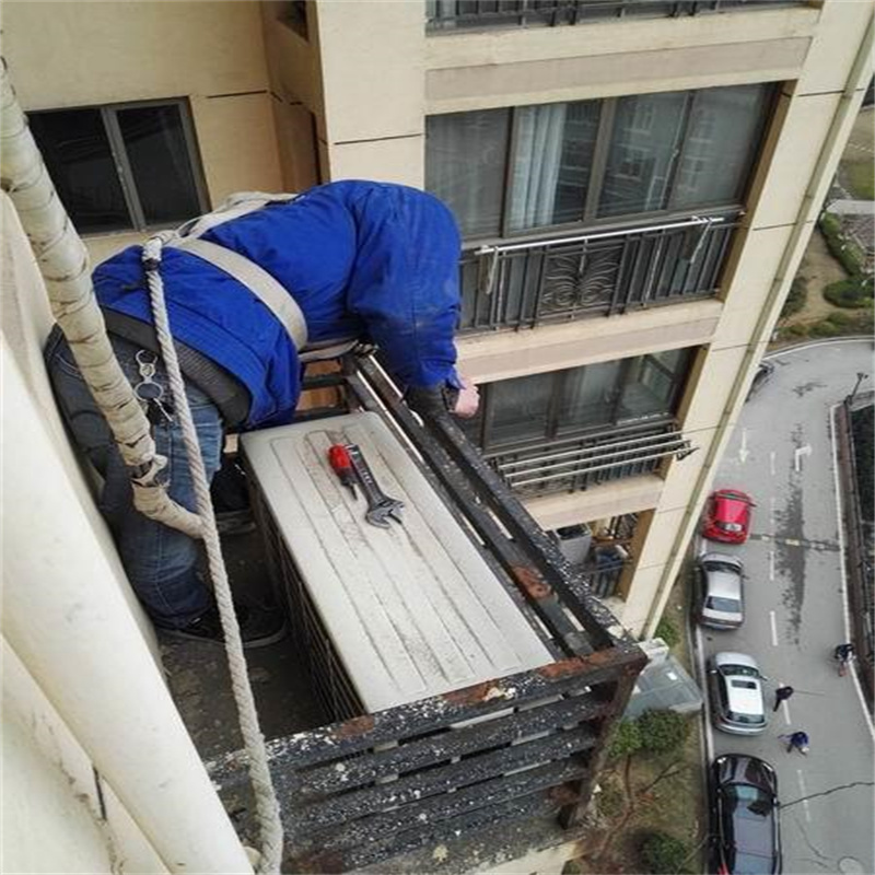 深圳罗湖银湖别墅柜机空调跳闸维修